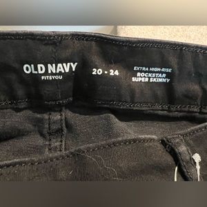 Old Navy Fits You Rockstar Super Skinny Jeans 20-24